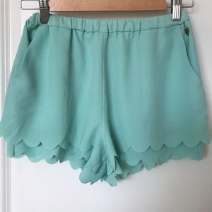Kendall & Kylie blue scalloped shorts